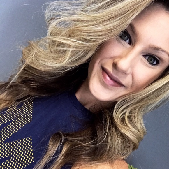 ✨W E L C O M E⚡️ T O ⚡️M Y ⚡️ C L O S E T✨ - Picture 11 of 16